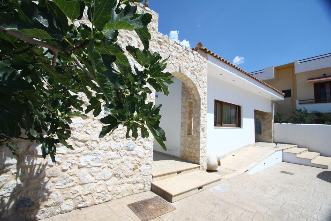 Villa Vanilla Agioi Theodoroi Bagian luar foto