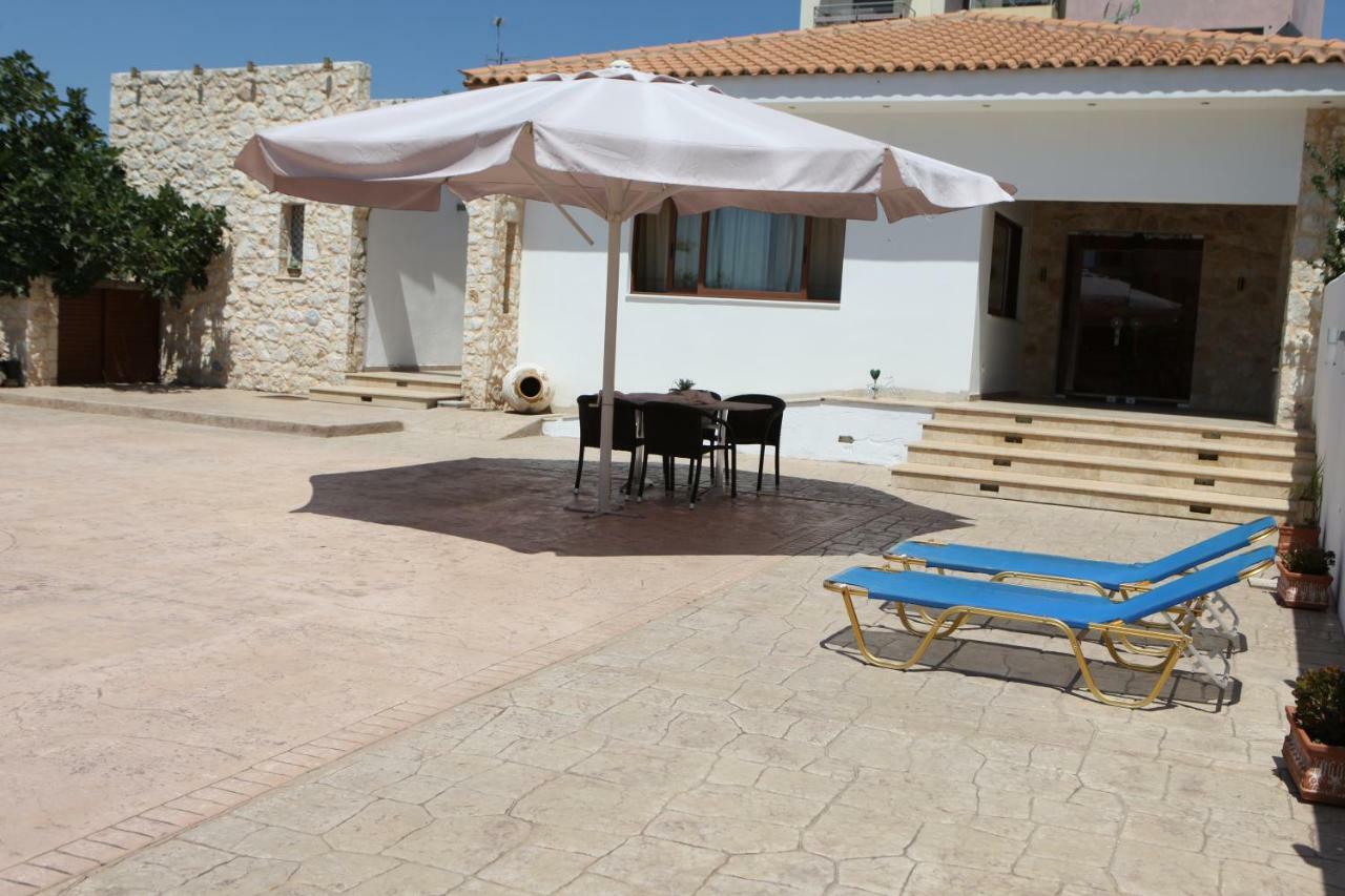 Villa Vanilla Agioi Theodoroi Bagian luar foto
